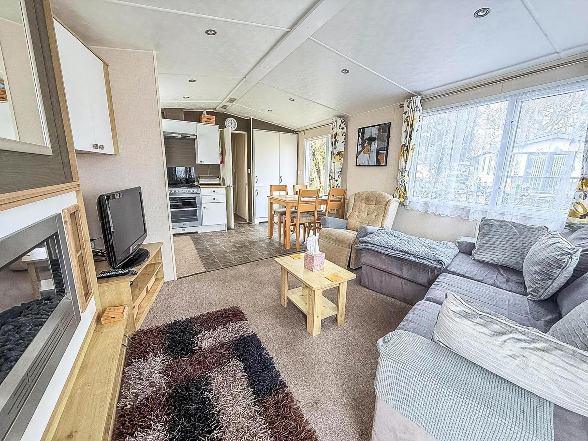 Brilliant Caravan With A Partial Sea View In Suffolk Ref 32026Az Лоустофт Екстериор снимка
